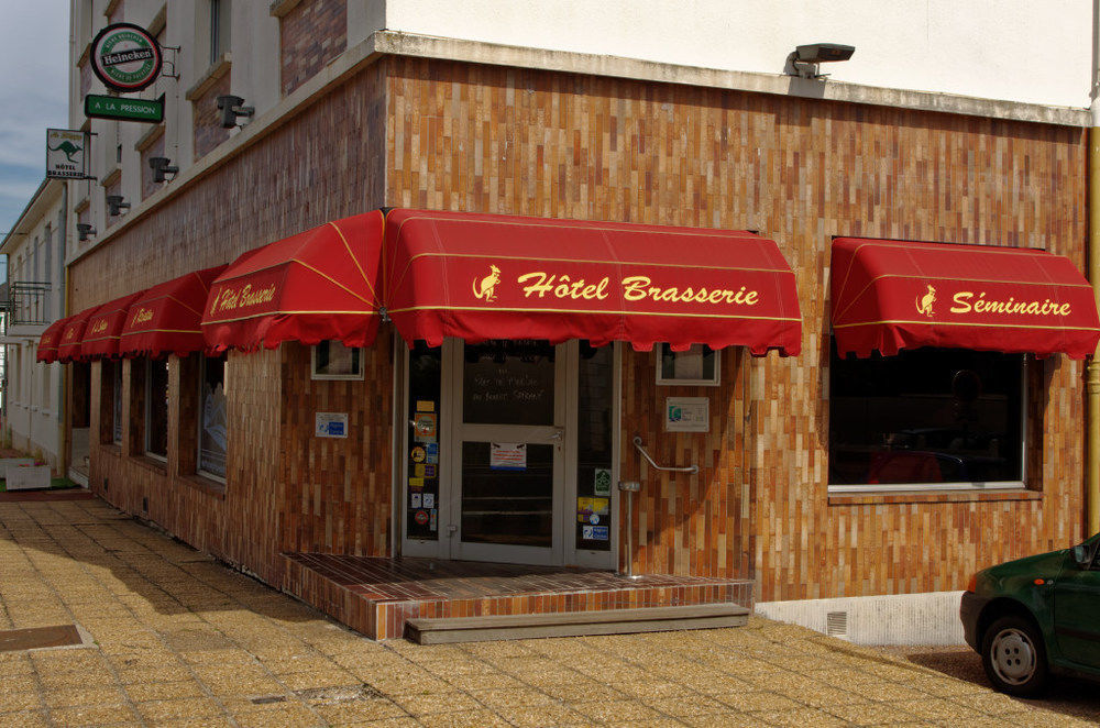 Le Skippy Dancotel Saint-Pierre-des-Corps Luaran gambar