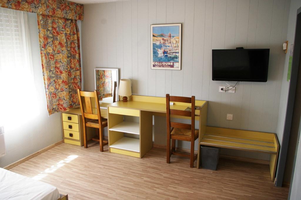 Le Skippy Dancotel Saint-Pierre-des-Corps Luaran gambar